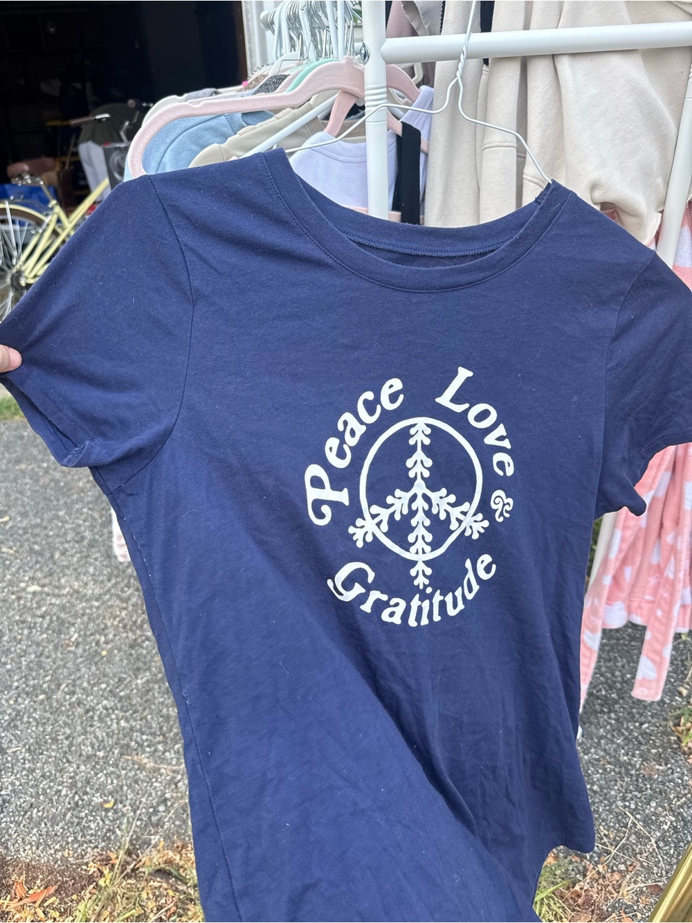Old Navy Navy Short-Sleeve Graphic Tee with White Peace Design